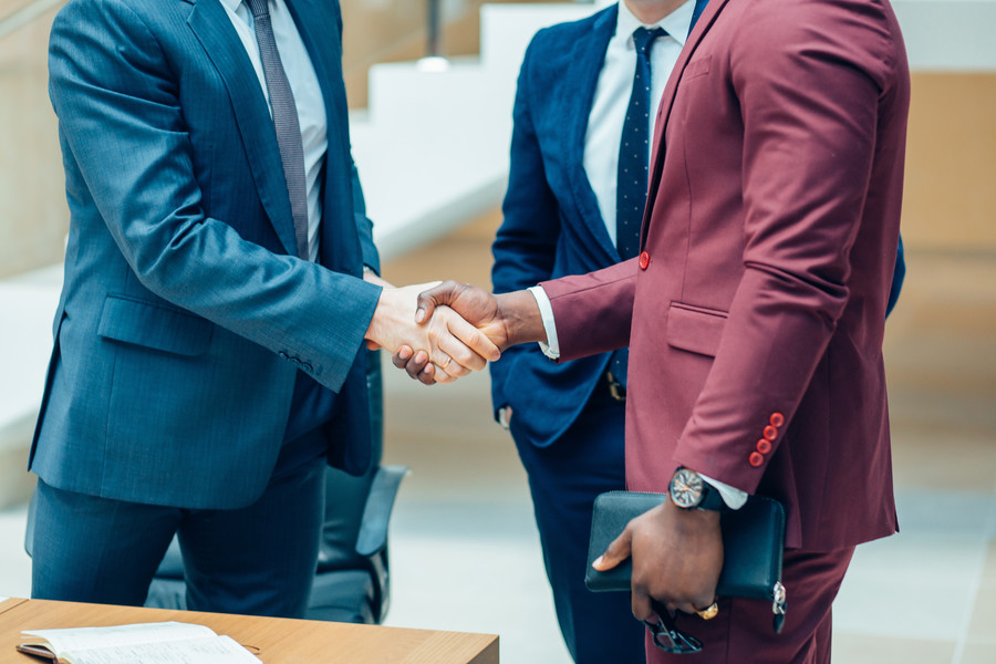 上海訴訟律師解讀:從起訴到開庭的時間藝術(shù)與策略