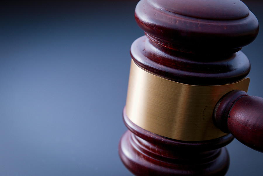 上海訴訟律師解讀：被法院起訴是否會通過短信通知