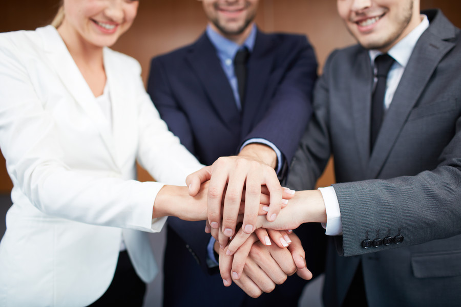 上海刑事律師視角下的“9歲女孩墜樓身亡案”最新進(jìn)展:其男友被拘留探析