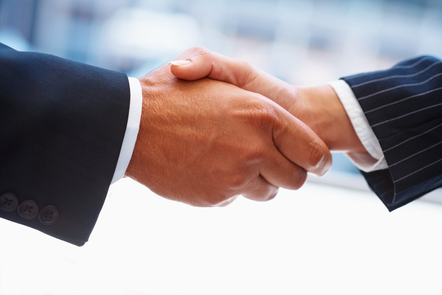 上海合同律師視角:履行合同義務(wù)不符約定的多樣情形剖析