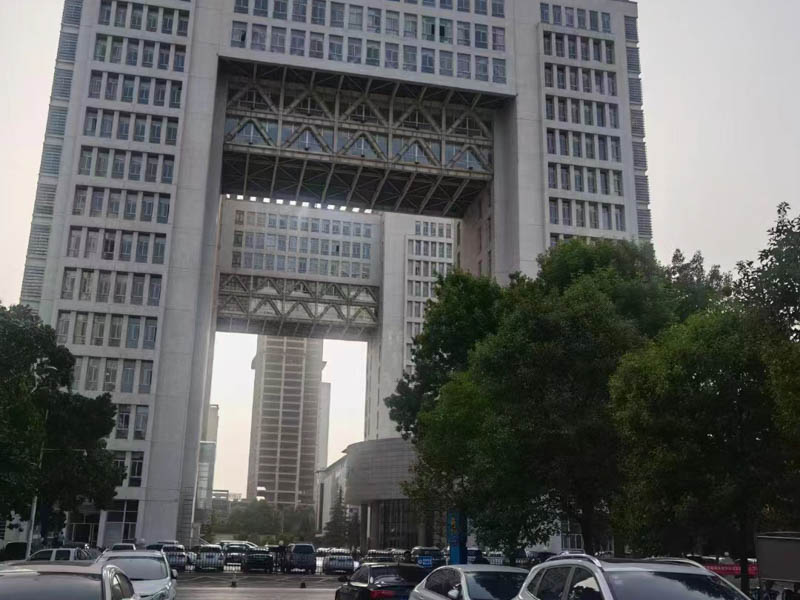 上海取保候?qū)徛蓭熃裉鞛槟獯鹇蓭煏?huì)見相關(guān)內(nèi)容