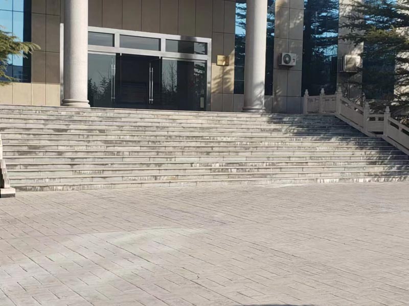 上海律師咨詢帶您了解掛靠經(jīng)營情形下存在勞動關(guān)系如何處理