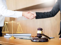 <b>徐匯區(qū)律師談孩子在學校骨折后的賠償要求</b>