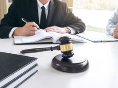 <b>析父母遺產(chǎn)歸屬與夫妻財(cái)產(chǎn)之關(guān)聯(lián):上海遺產(chǎn)律師視角</b>